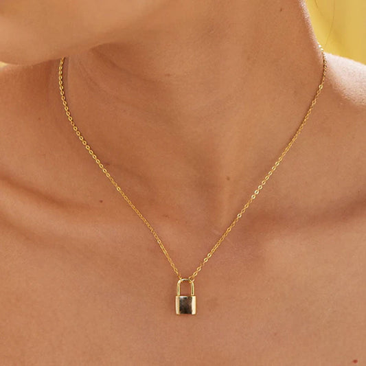 Ridge Padlock Necklace- 18k Gold Vermeil
