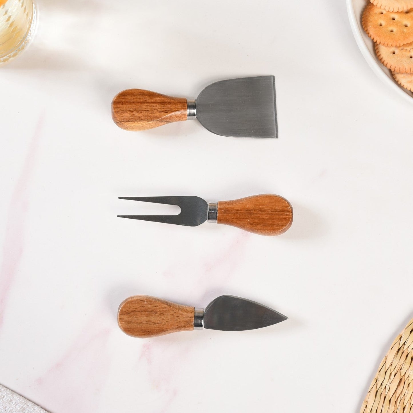 Round Wooden Charcuterie Board With Cheese Knives