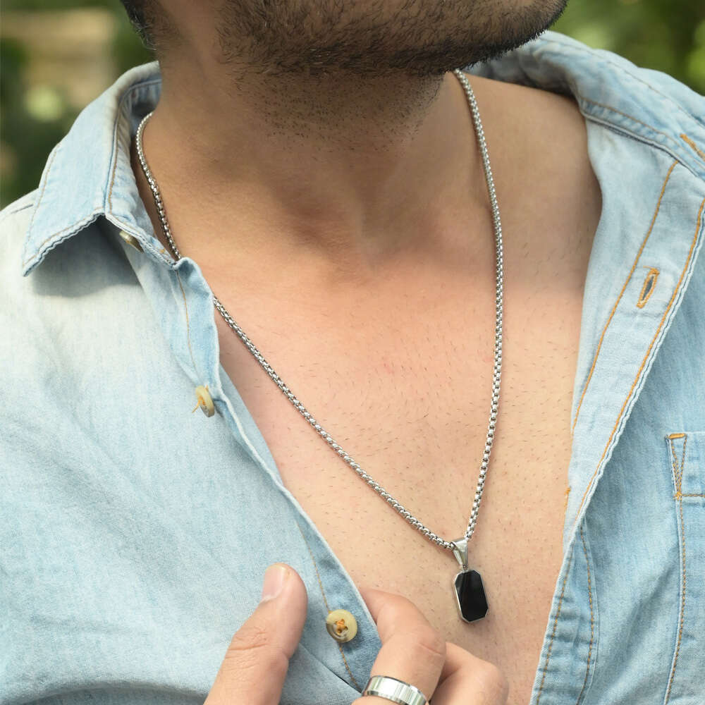 Shadow Octane Necklace