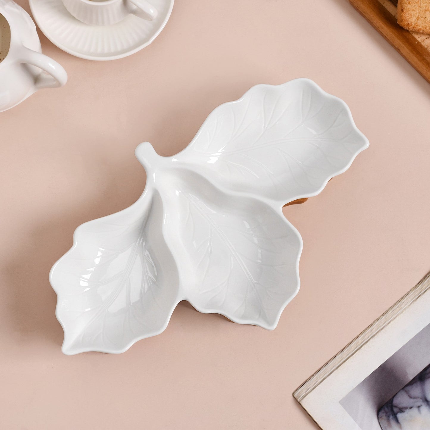 3 Section Leafy Ceramic Plate With Wooden Tray