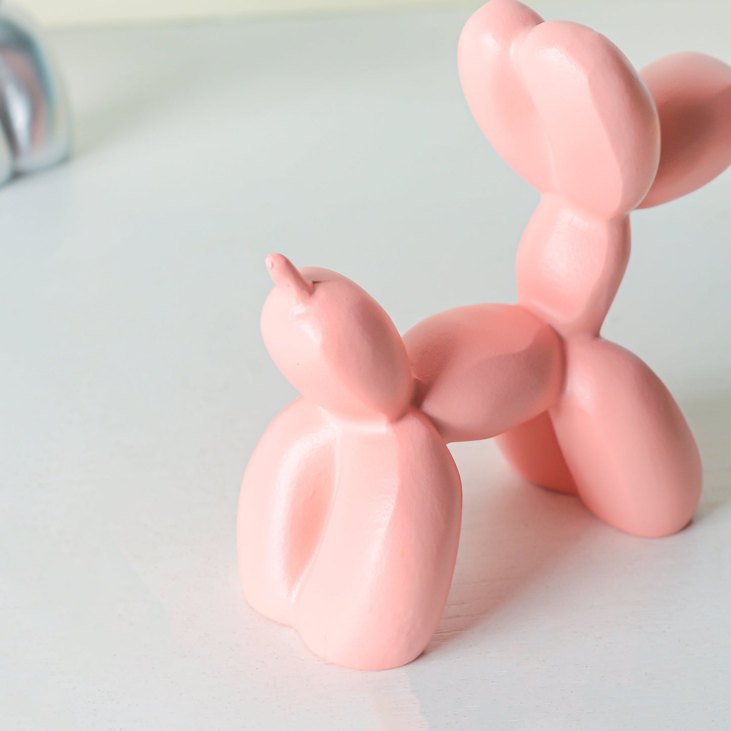 Balloon Dog Resin Mini Showpiece Pink