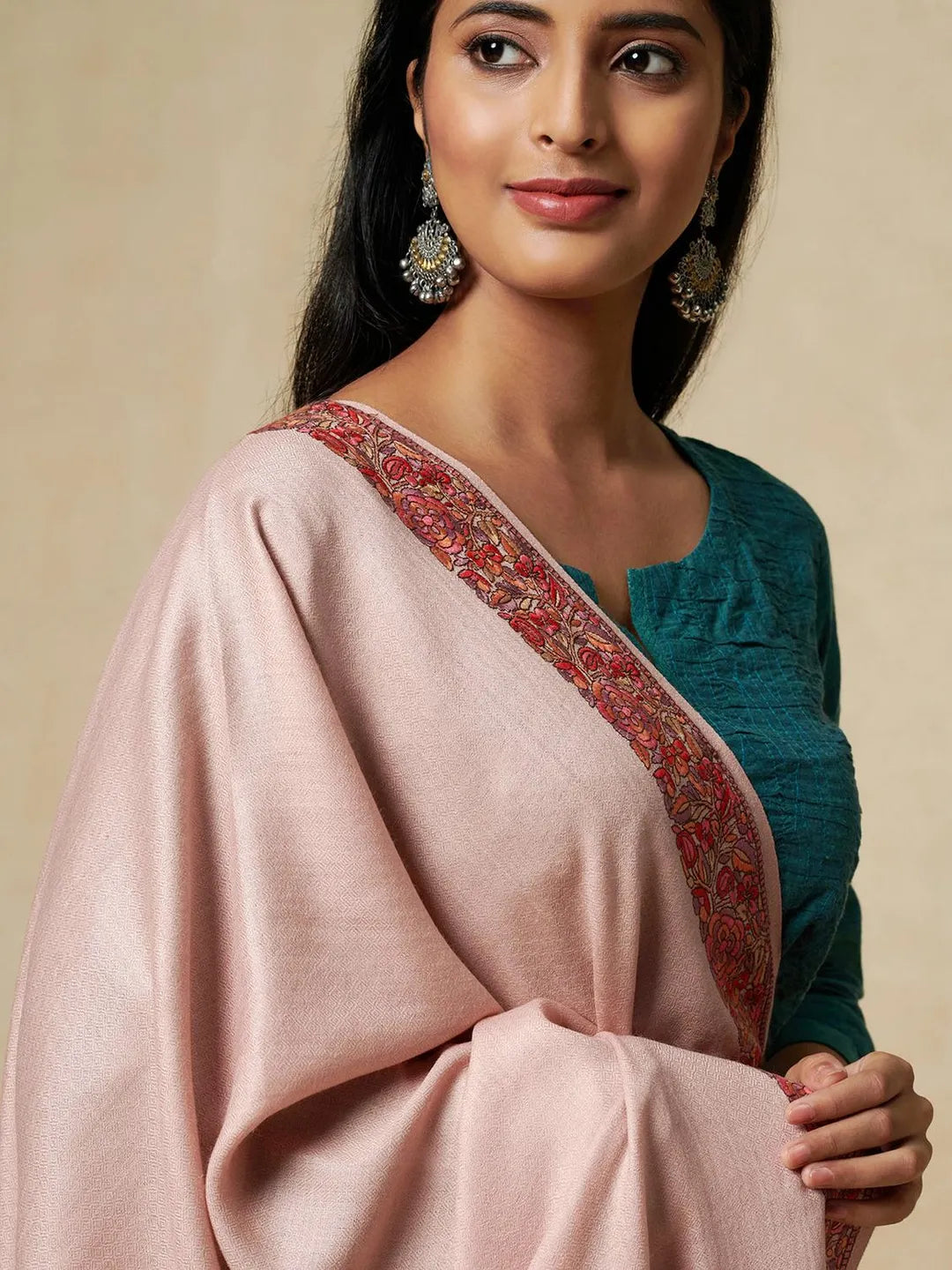Elegant Shawl Wool Blend with Jamawaar Pattern in Peach