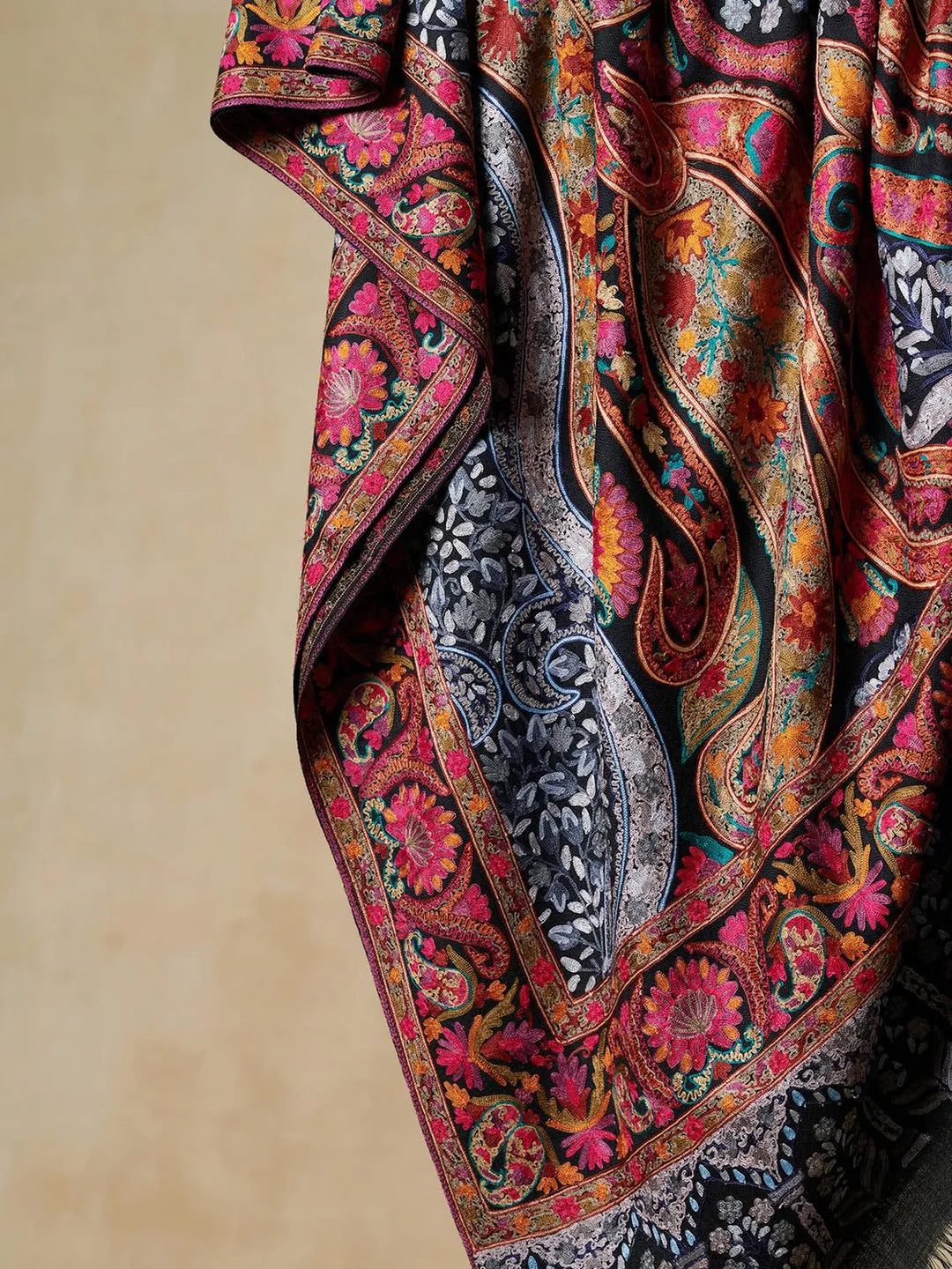 Elegant Shawl Wool Blend with Aari Embroidery Pattern in Black (Multi Colour)