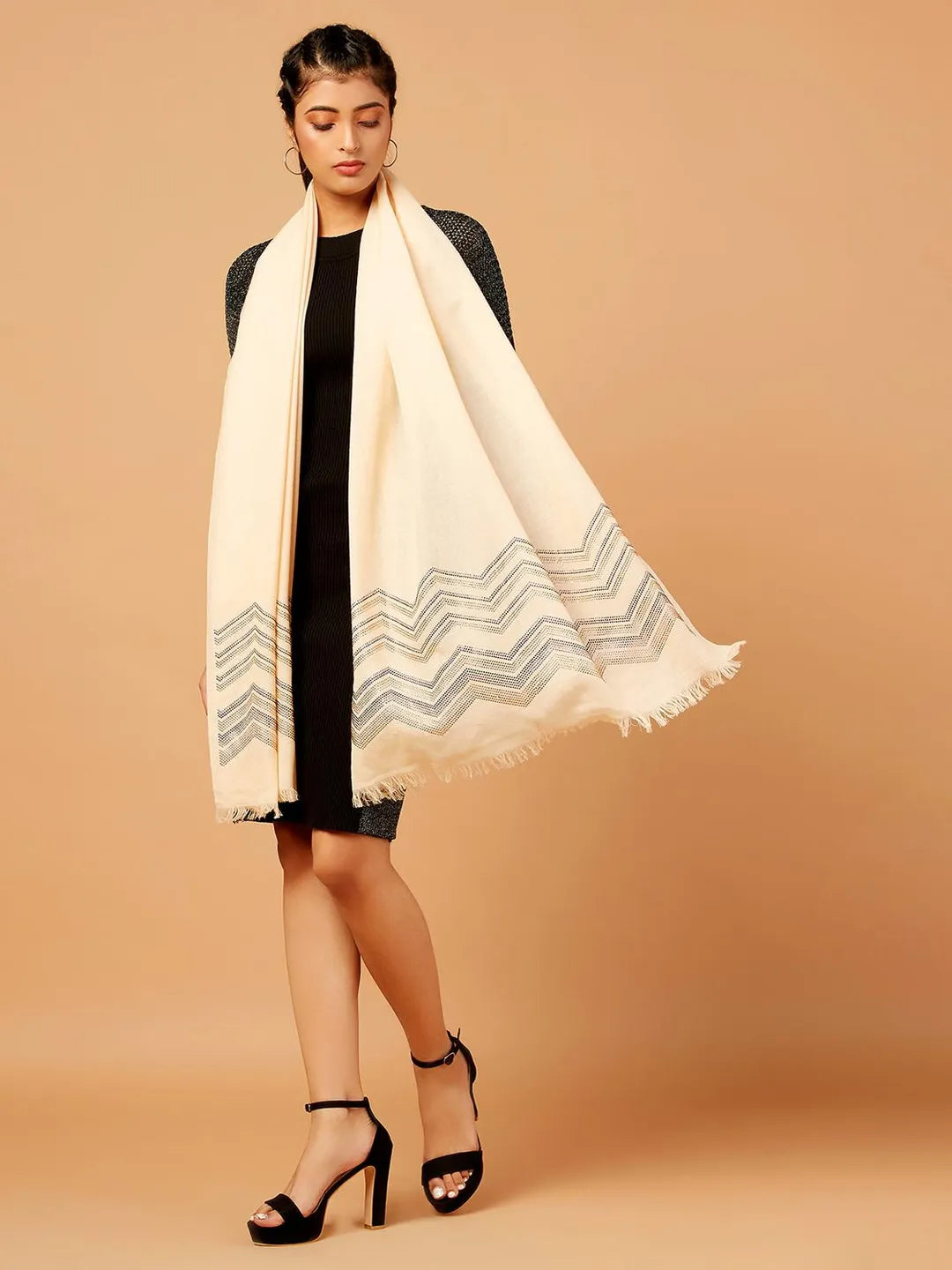 Elegant Stole Wool Blend with Dobby Pattern in Ivory