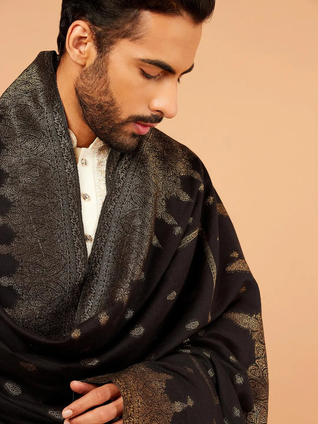 Elegant Shawl Wool Blend with Kaani Pattern in Multi