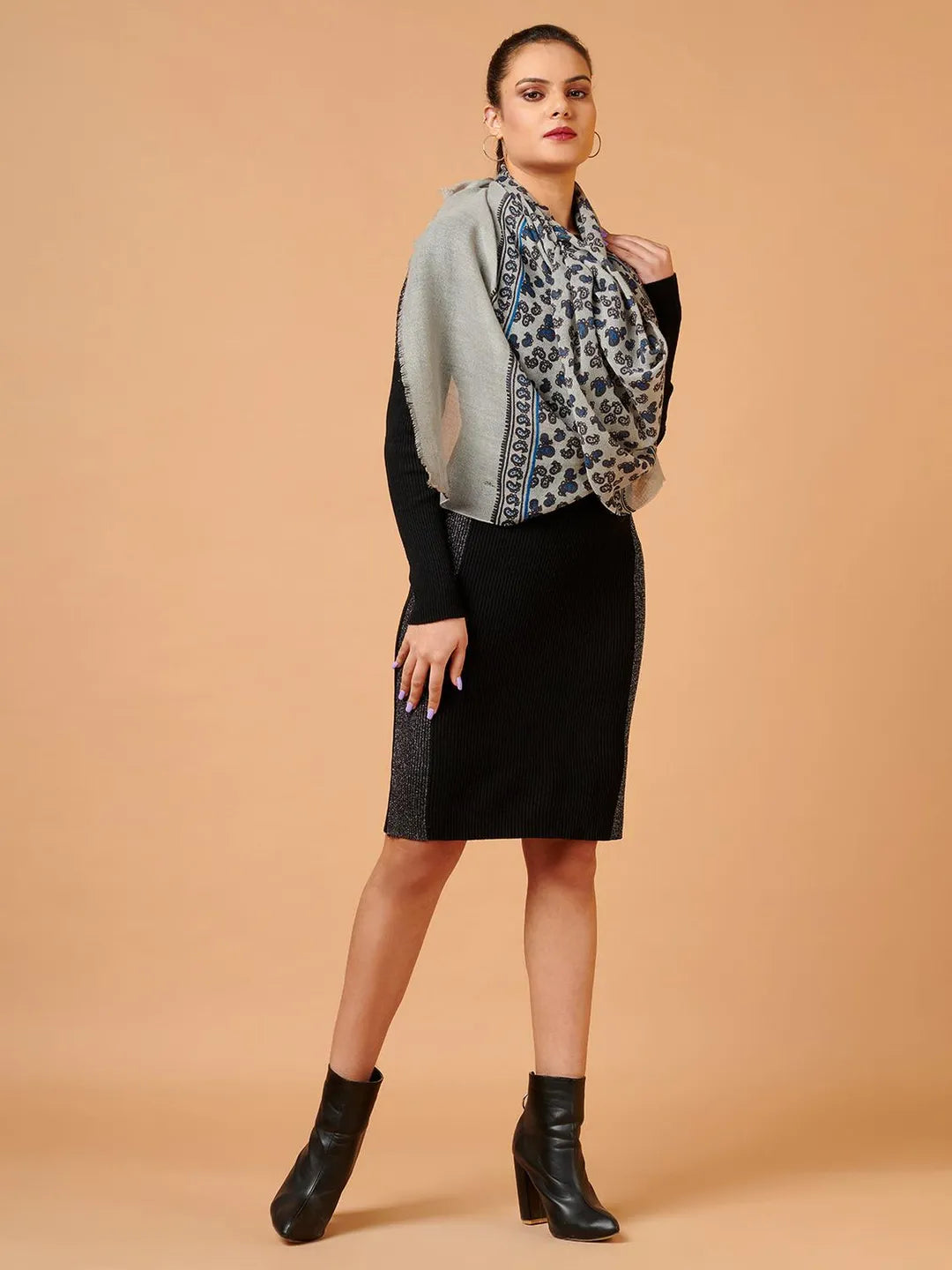 Elegant Stole Wool Blend with Printed Pattern in Multi