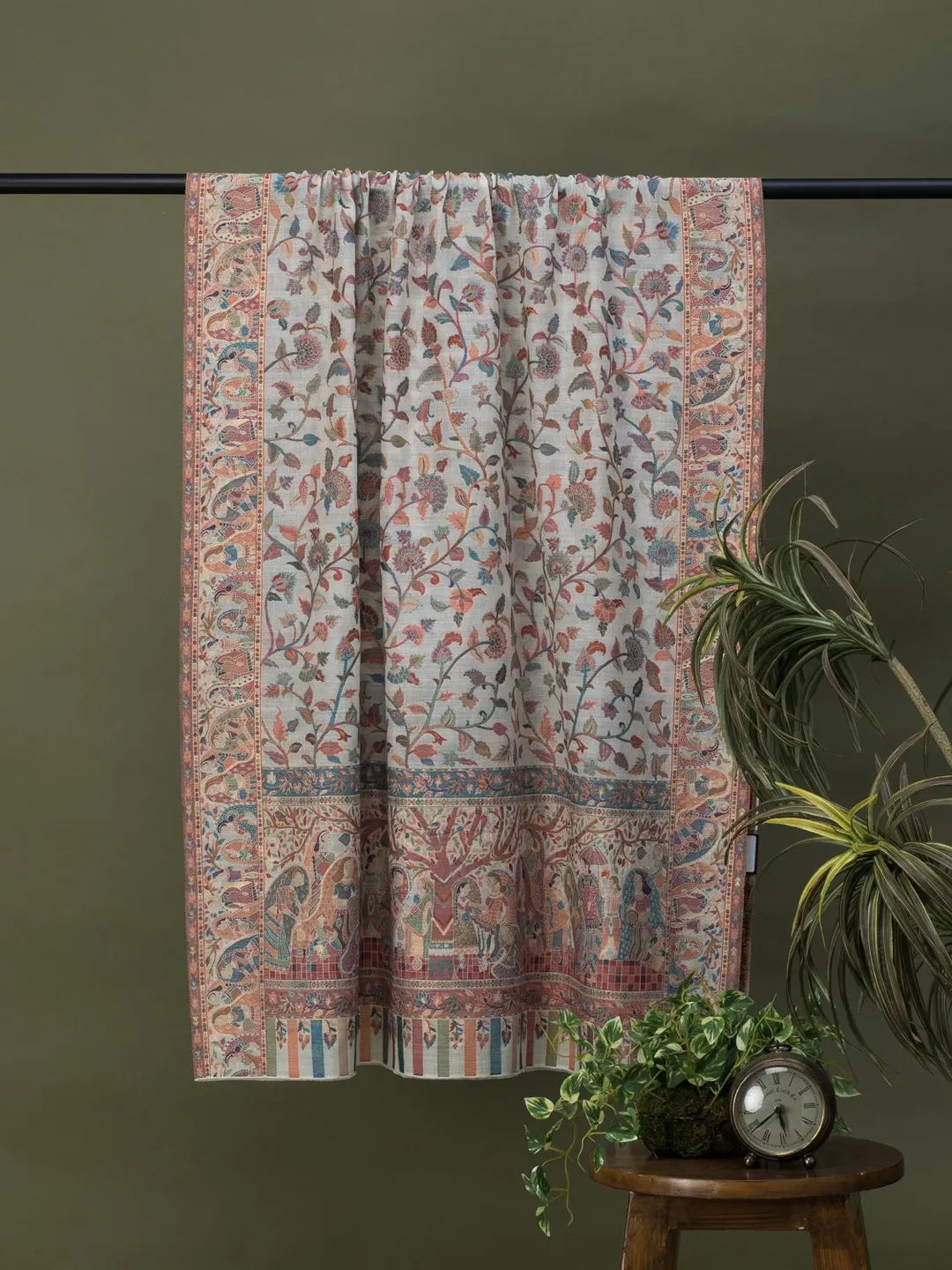 Elegant Shawl Wool Blend with Kaani Pattern in White