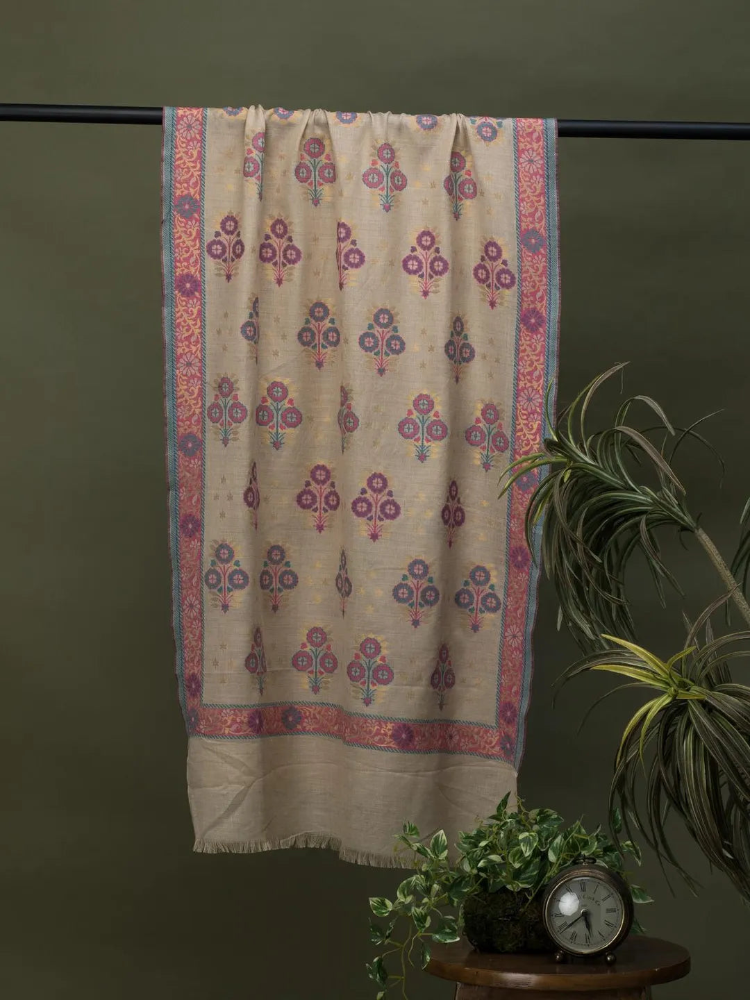 Elegant Stole Wool Blend with Jaal Pattern in Beige