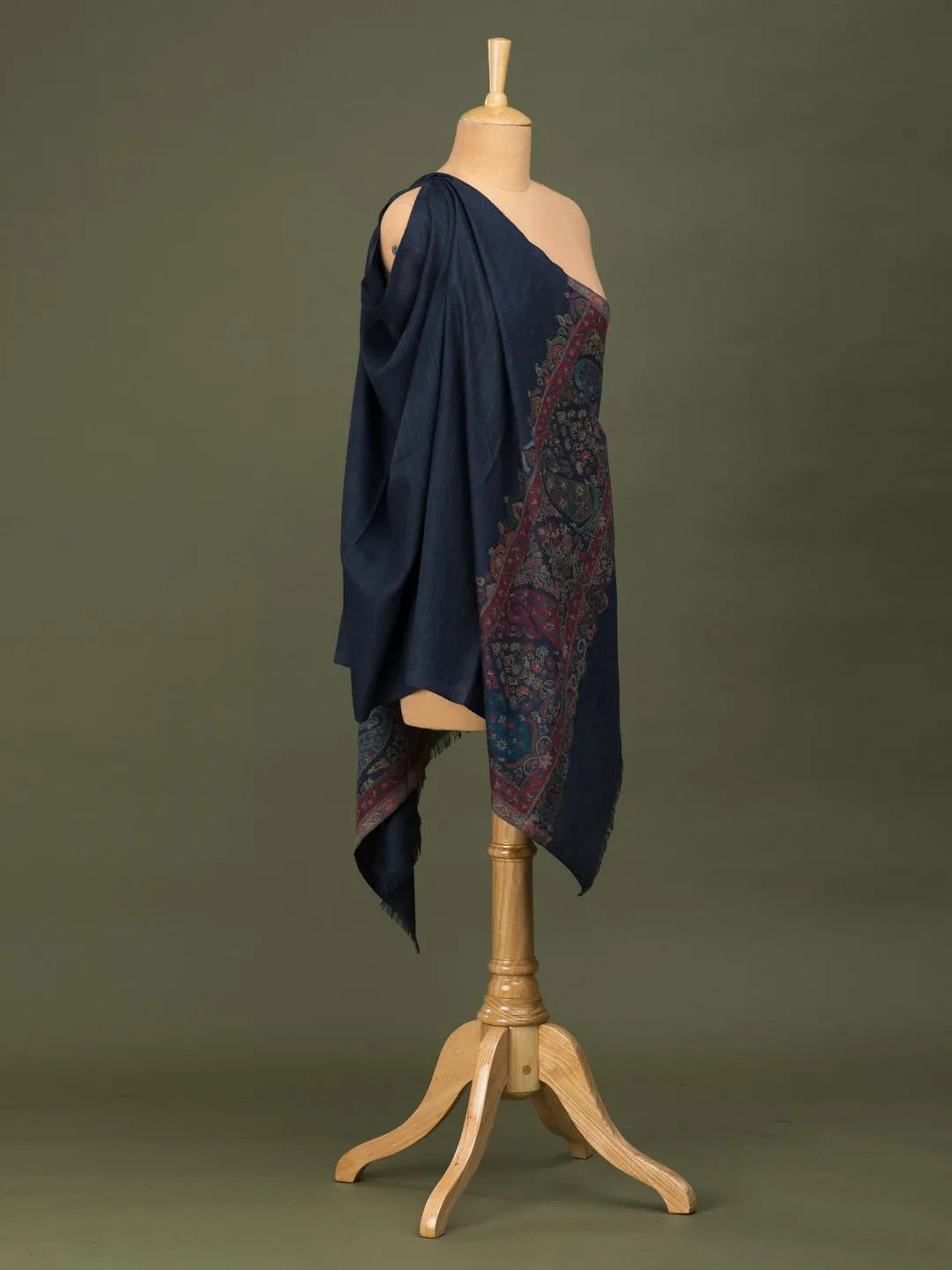 Elegant Stole Wool Blend with Palla With Zari Pattern in Blue