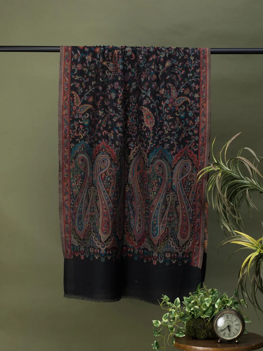 Elegant Stole Wool Blend with Jaal With Zari Pattern in Black