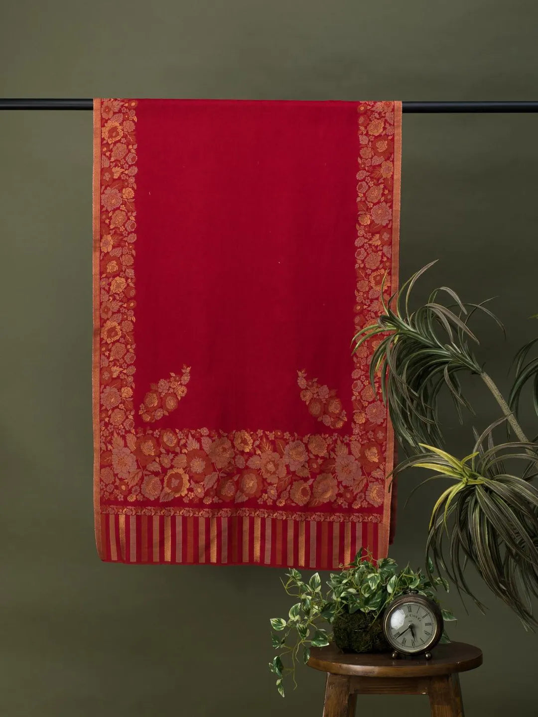 Elegant Stole Wool Blend with Jacquard Pattern in Red