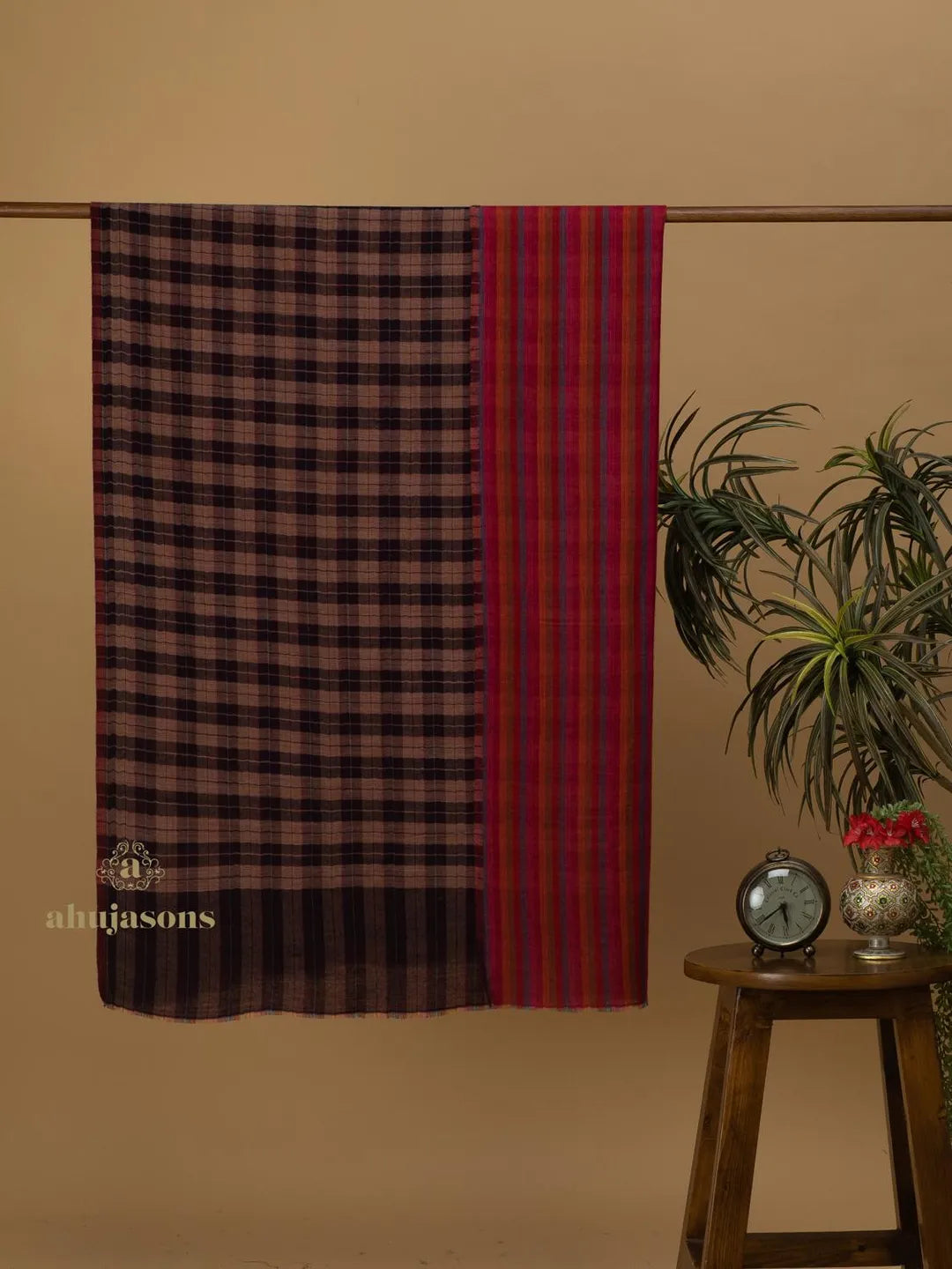 Elegant Shawl Wool Blend with Kaani Pattern in Multi