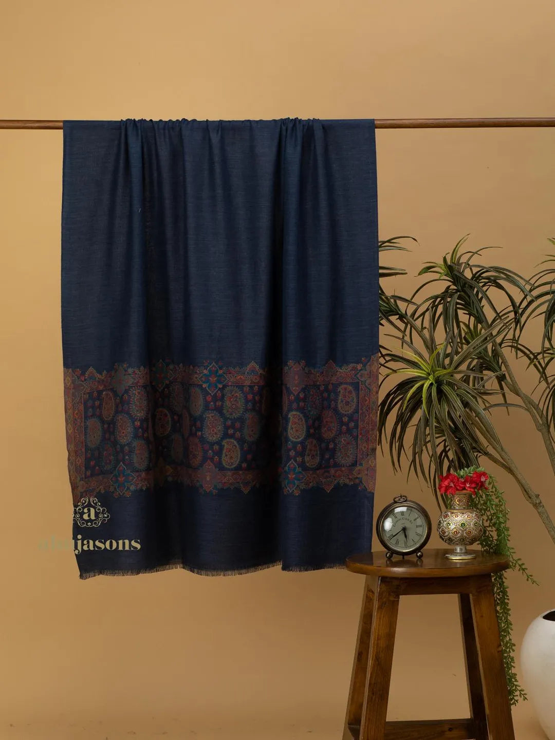 Elegant Shawl Wool Blend with Palla Pattern in Multi