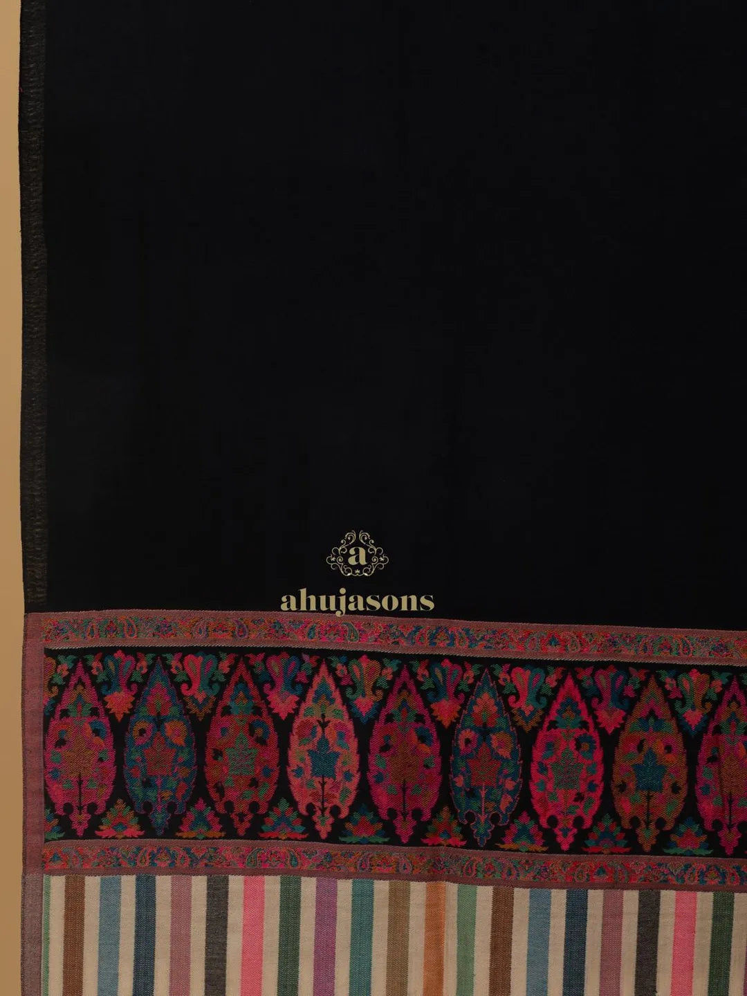 Elegant Shawl Wool Blend with Kaani Pattern in Multi