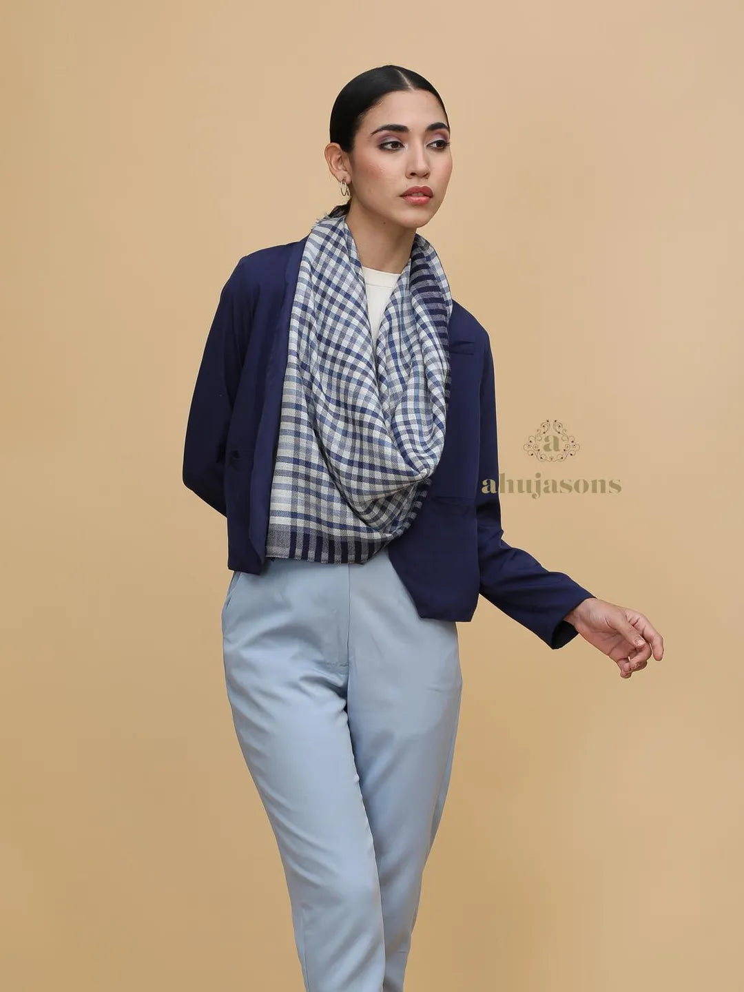 Elegant Stole Wool Blend with Dobby Pattern in Multi