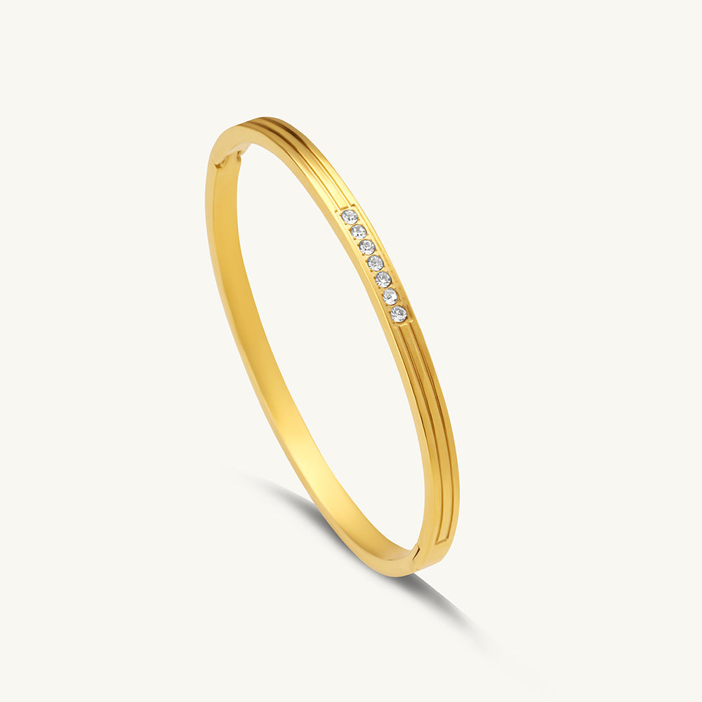 Diamond Allure Bangle Bracelet & Sparkling Hearts Gold Necklace Combo Set