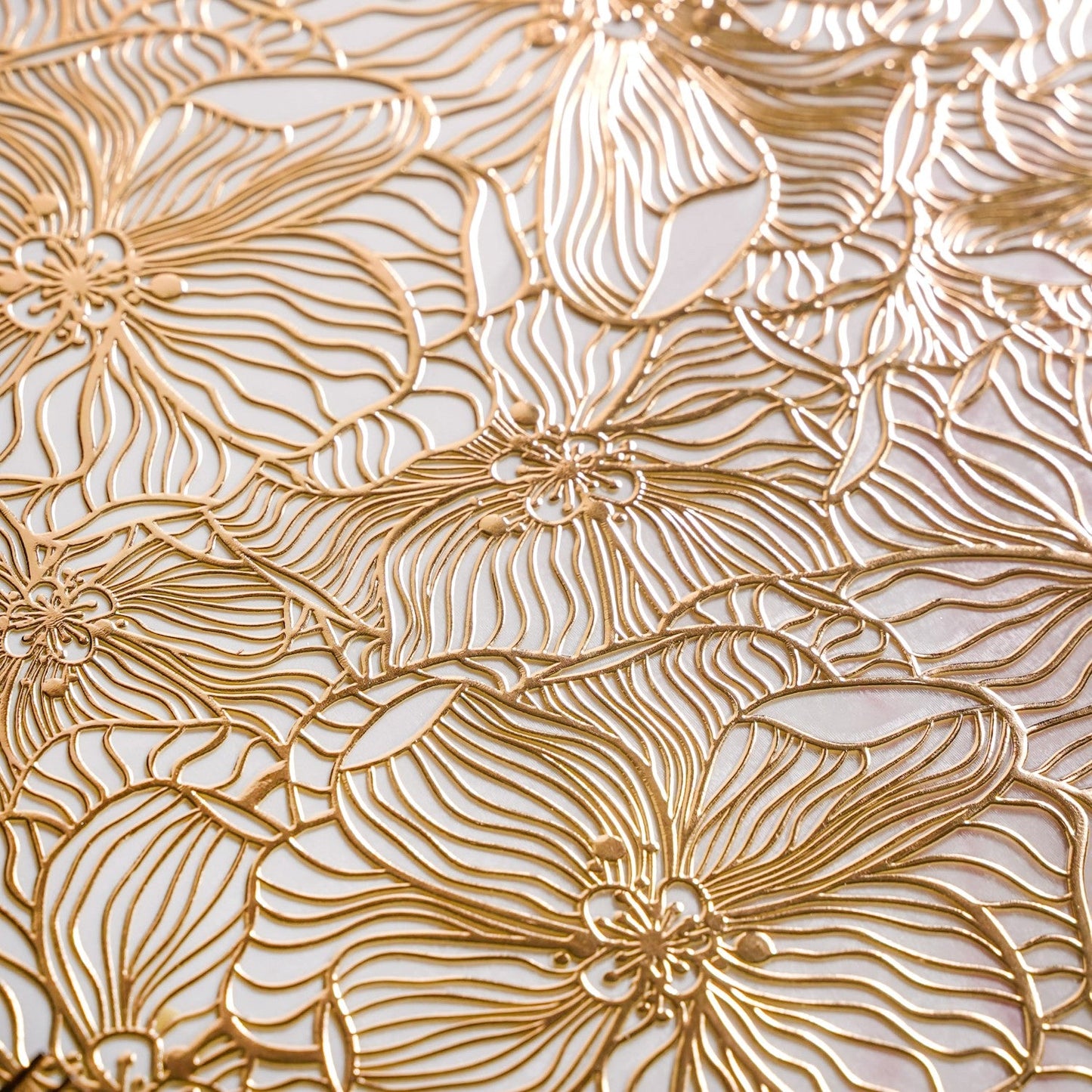 Floral Line Art Runner Gold 150x38cm