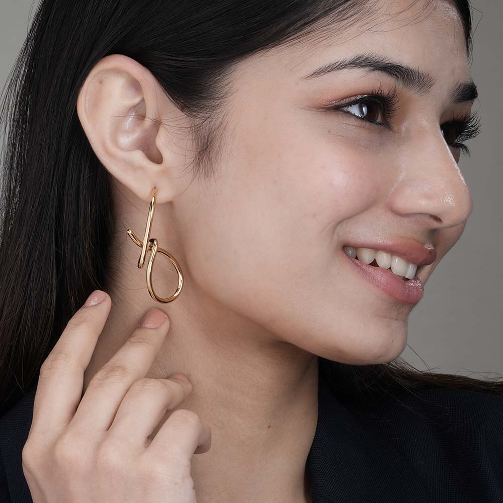 Intertwined Gold Drop Earrings