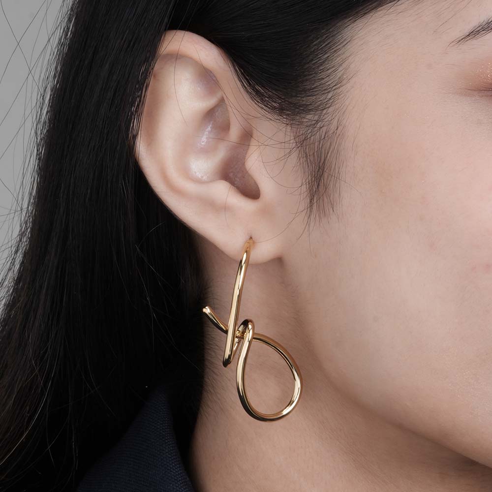 Intertwined Gold Drop Earrings