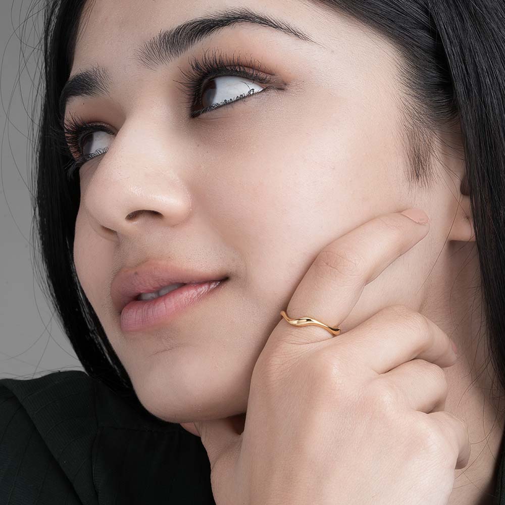 Wavy Band Ring