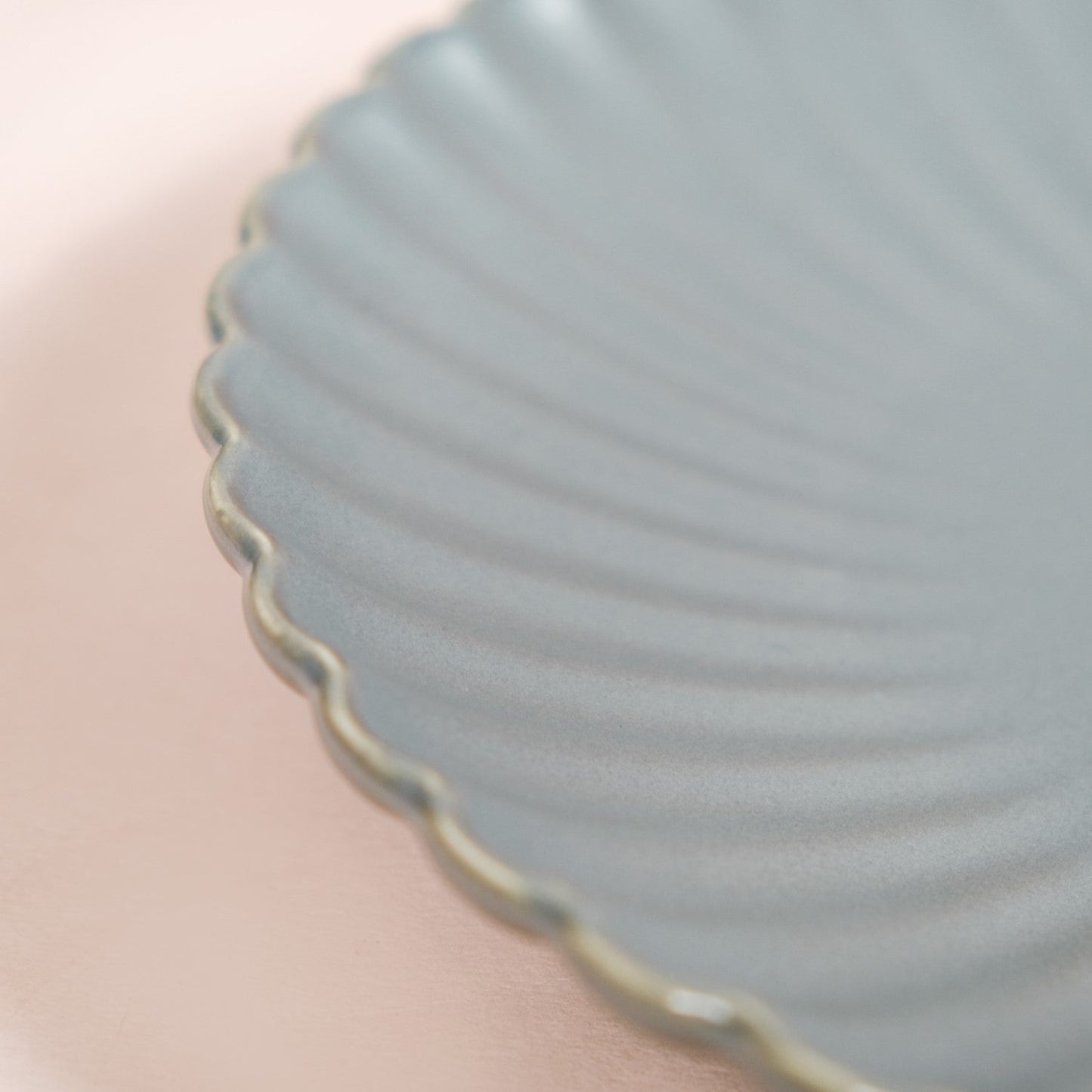 Grey Scallop Dinner Plates Set Of 4 10 Inch
