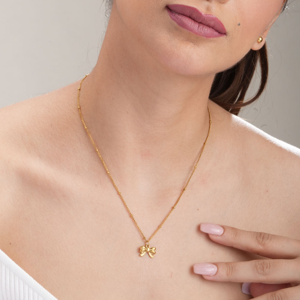 Ribbon Pendant Necklace & Golden Silver Chunky Hoop Earrings Combo Set