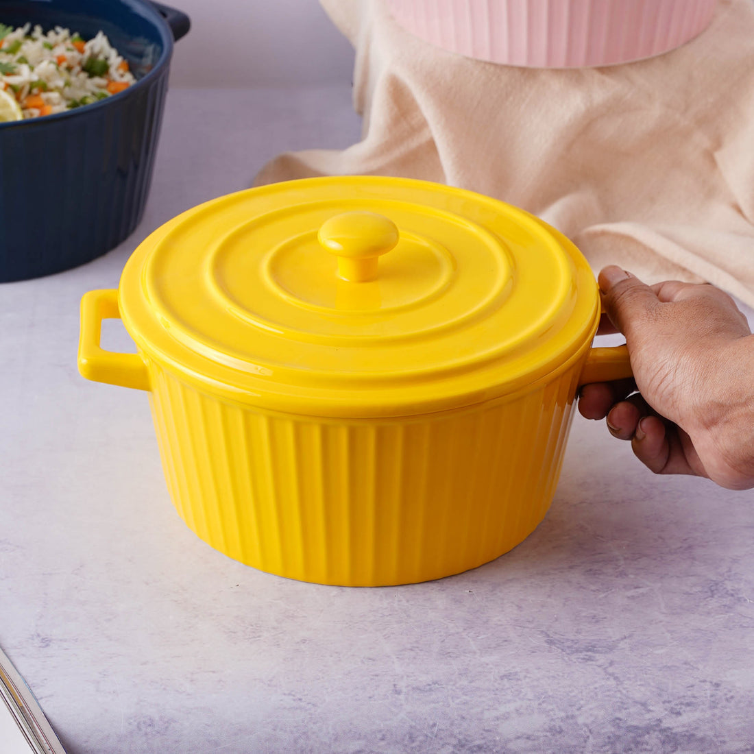 Serving Pot