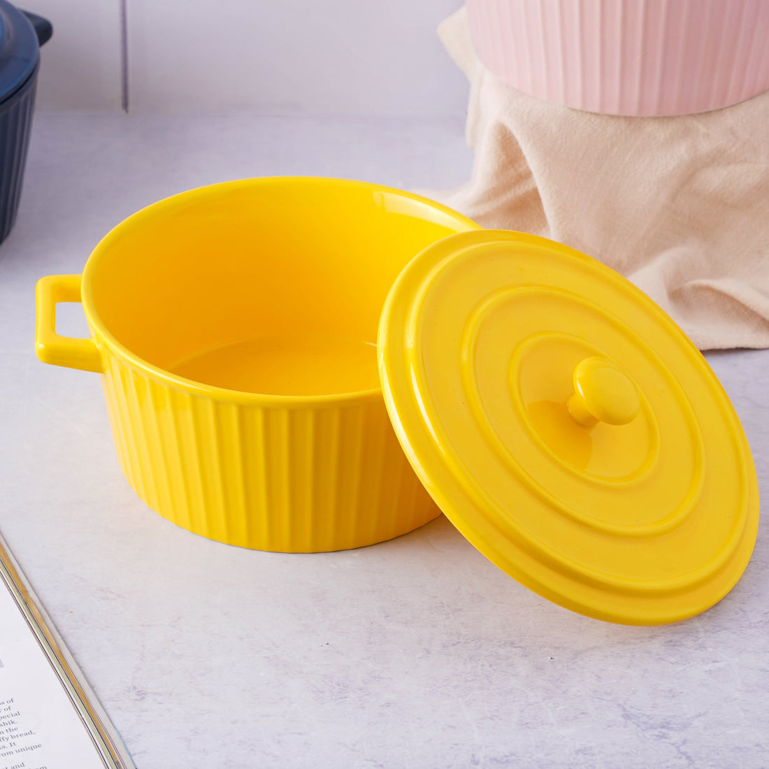 Serving Pot