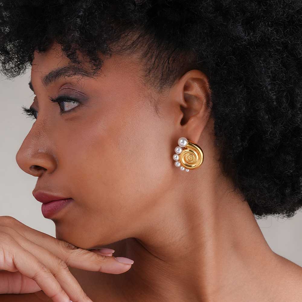 Pearl Snail Shell Stud Earrings
