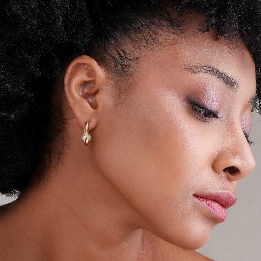 Sleek U Pearl Hoop Earrings