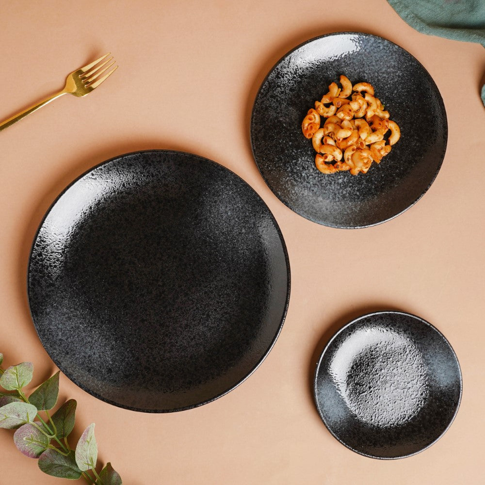 Onyx Finish Stoneware Dinner Plate Black 9.8 Inch
