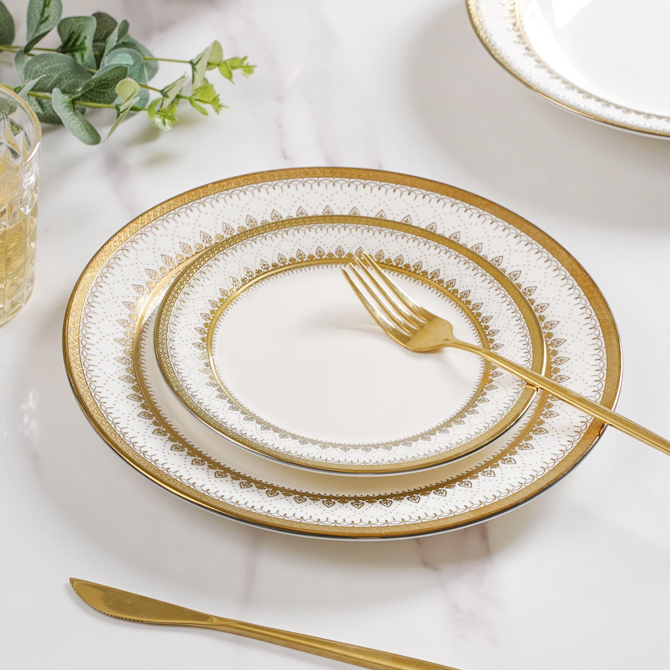 Aurelea Festive Dinner Plate