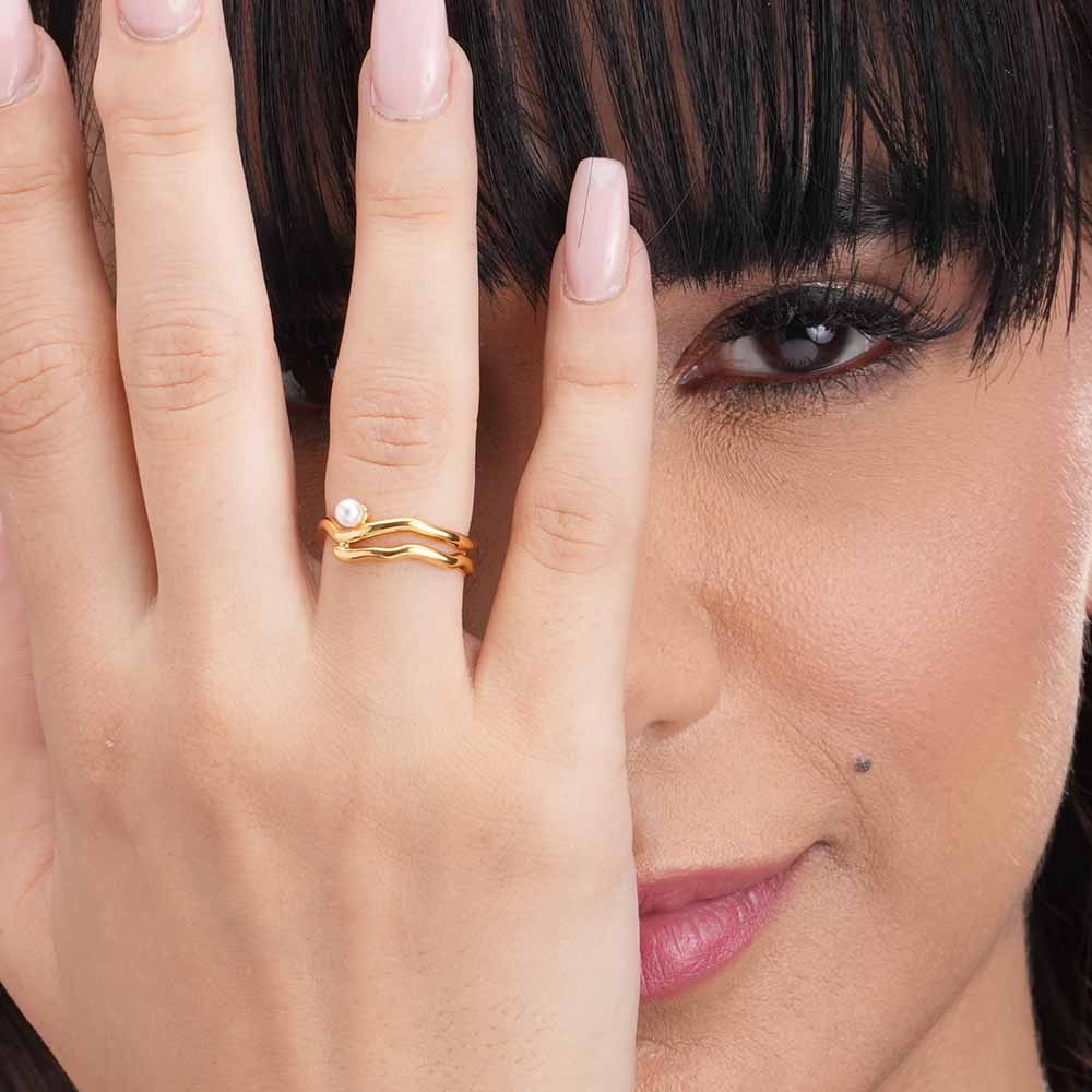 Wavy Pearl Gold Ring