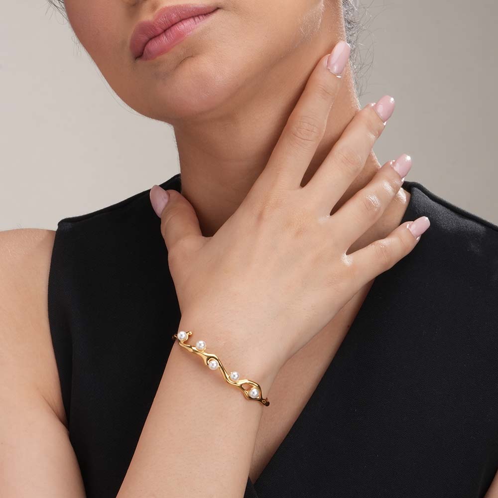 Sea Breeze Gold Bracelet