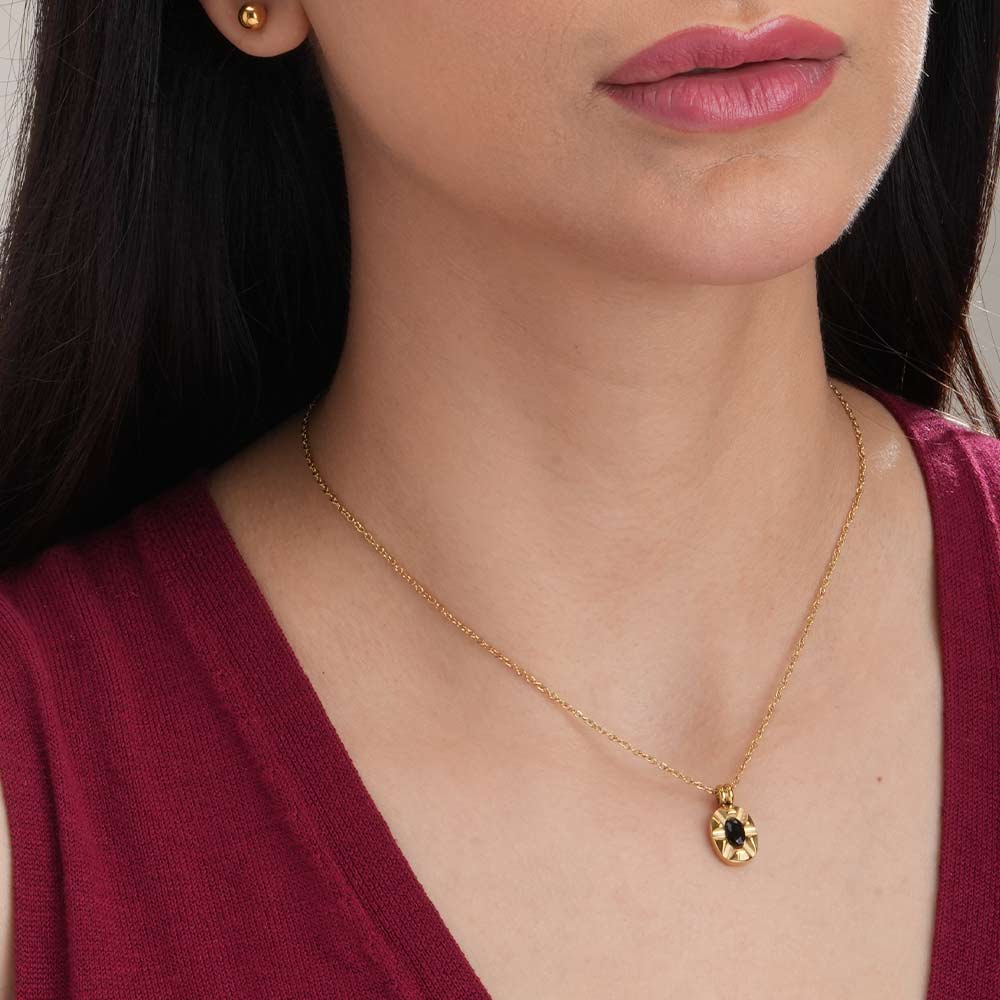 Gold Chain Necklace with Black Gemstone