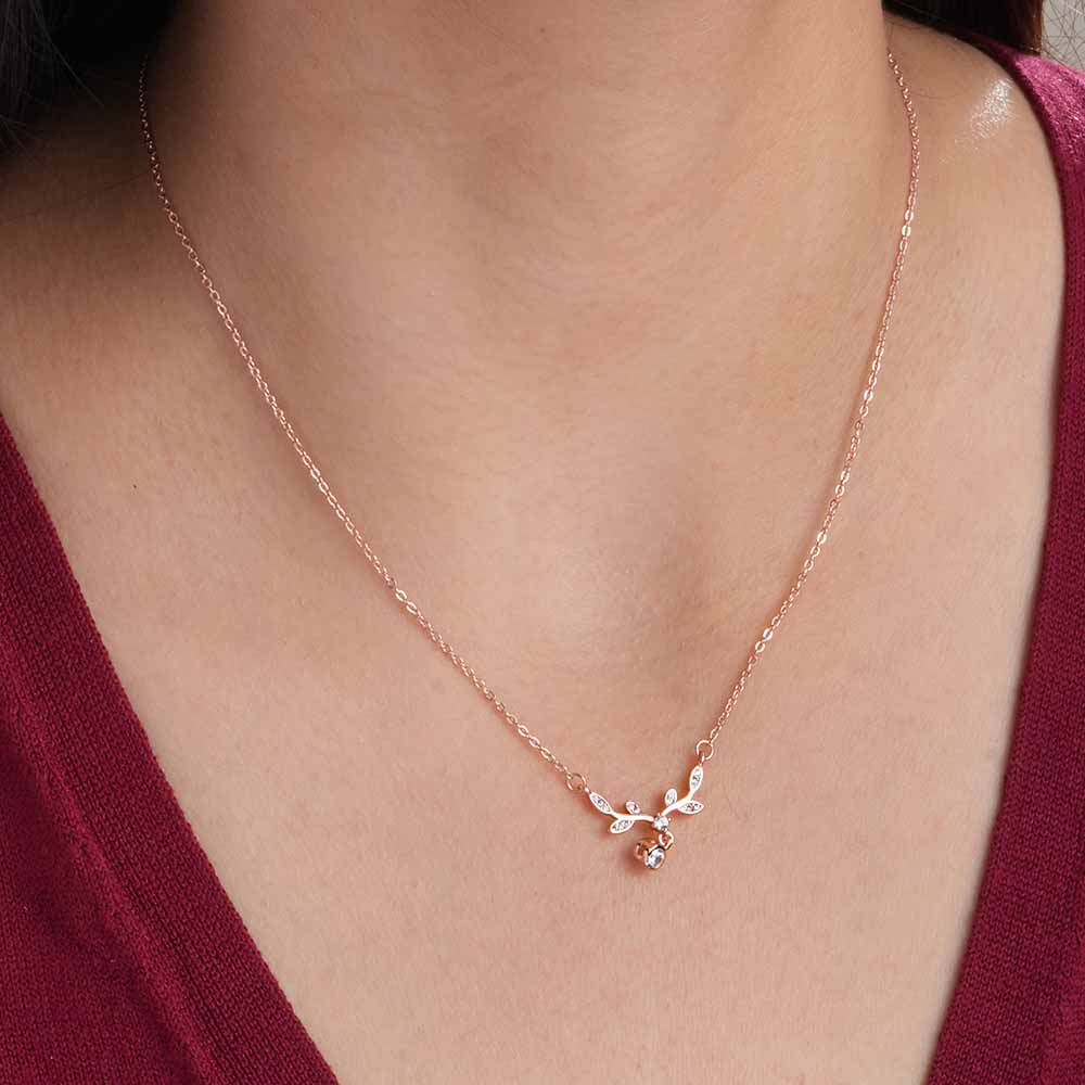 Floral Solitaire Necklace | Rose Gold