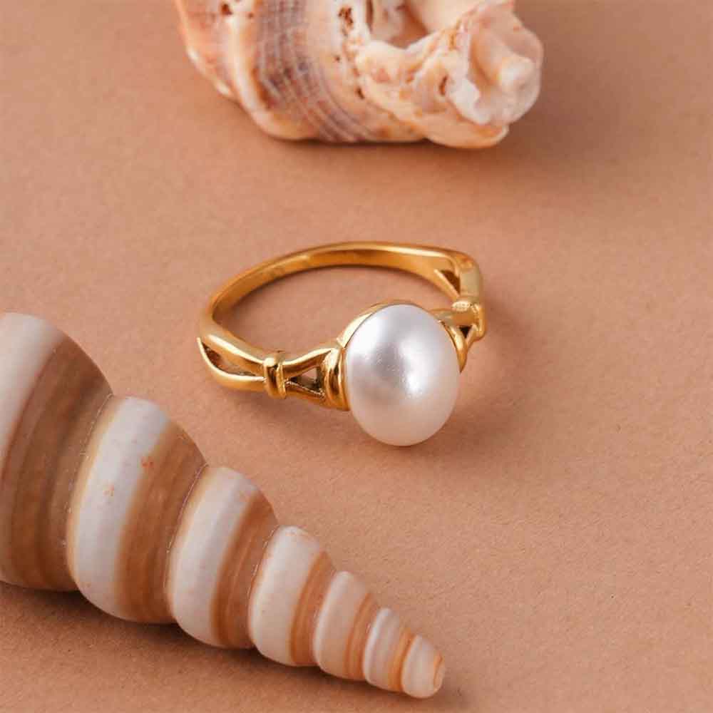 Vintage Inspired Gold Pearl Ring