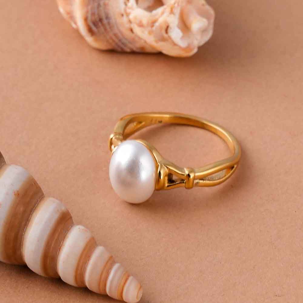Vintage Inspired Gold Pearl Ring