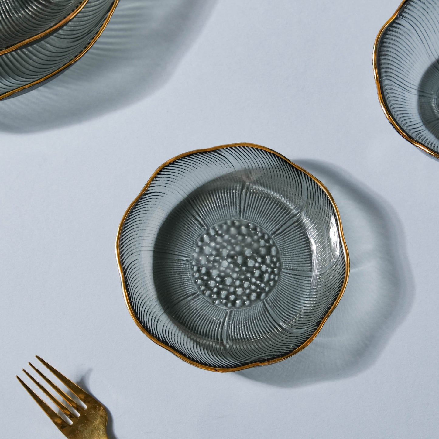 Flower Glass Dessert Plate Grey