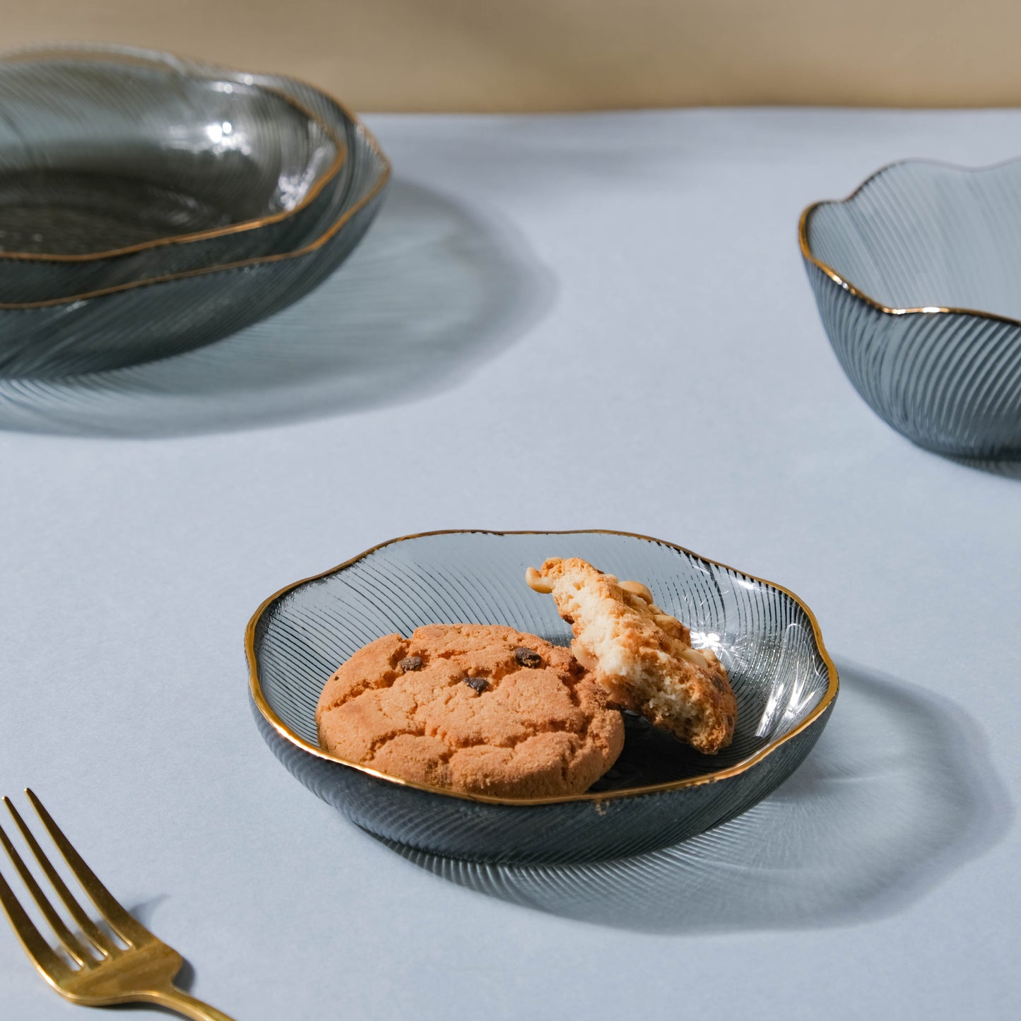 Flower Glass Dessert Plate Grey