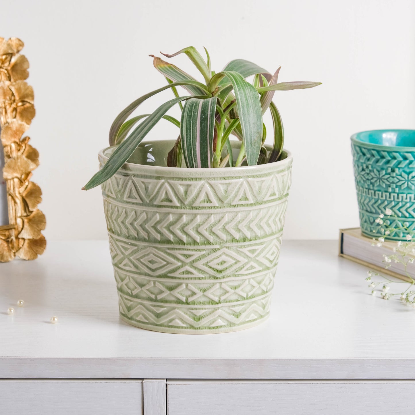 Intricate Texture Sage Green Pot