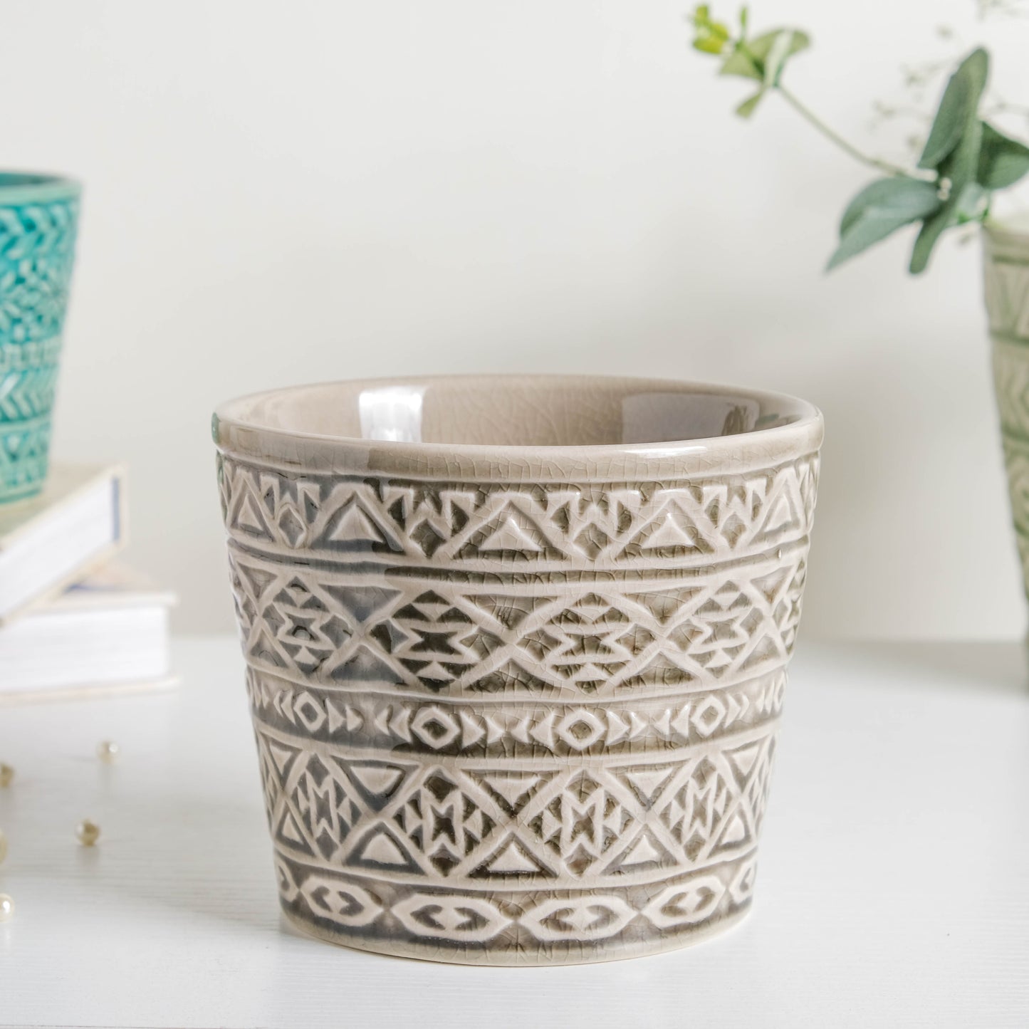 Intricate Texture Grey Pot