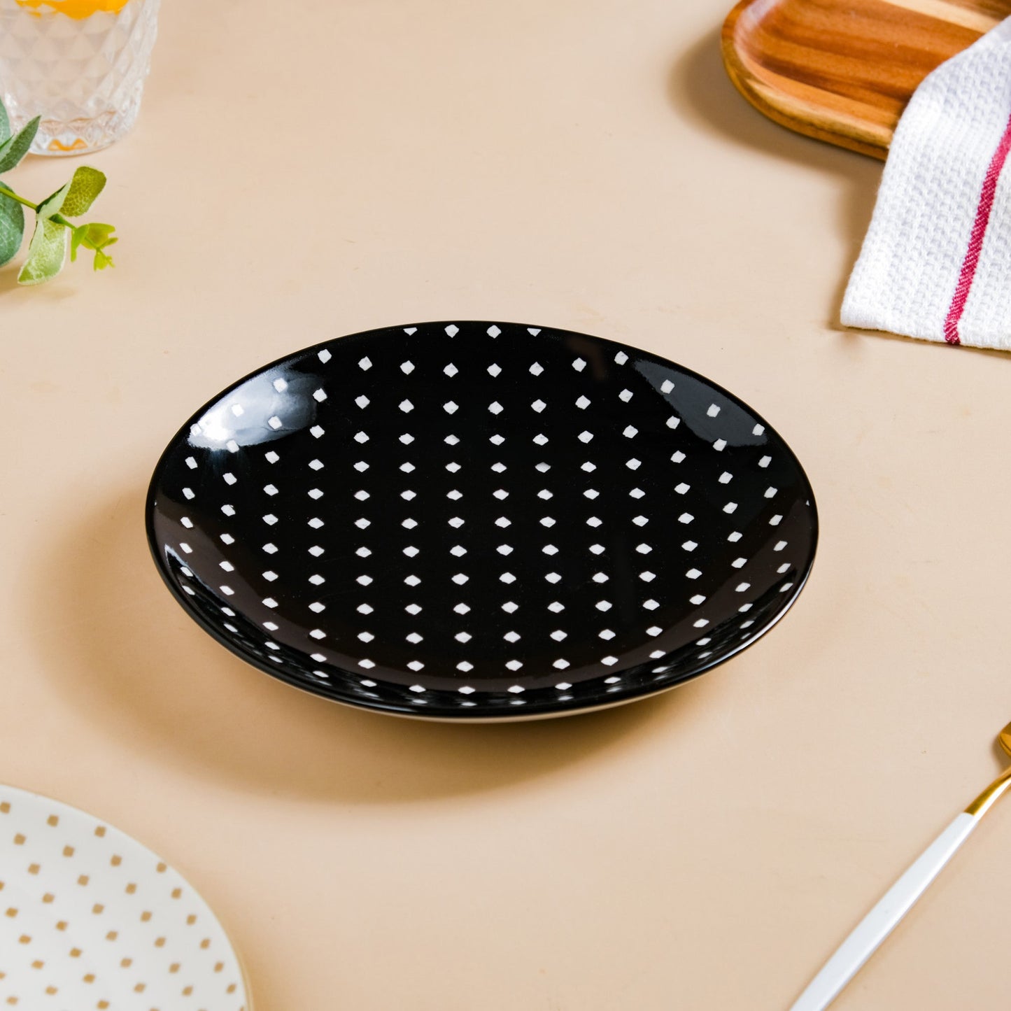 Retro Ceramic Snack Plate Black 7.5 Inch Set Of 2