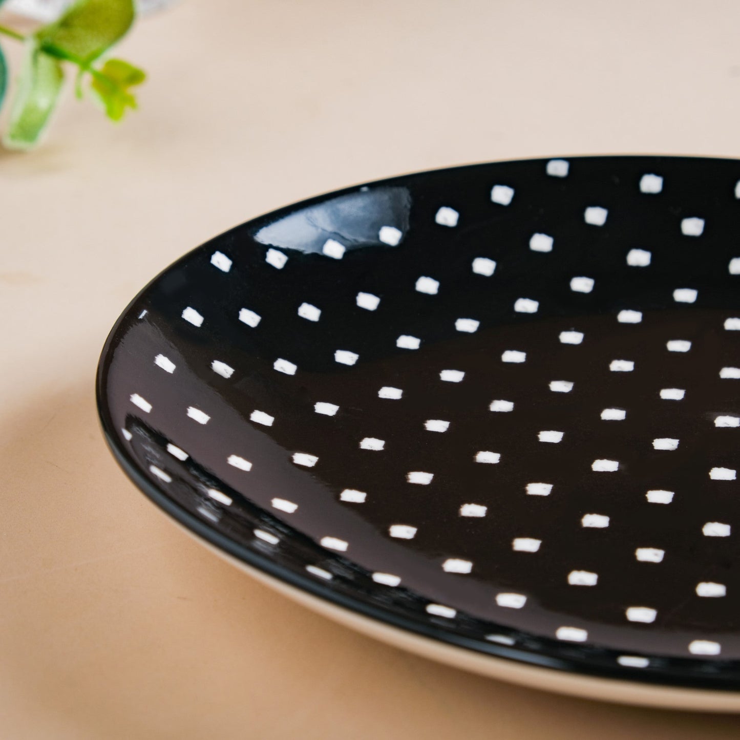 Retro Ceramic Snack Plate Black 7.5 Inch Set Of 2