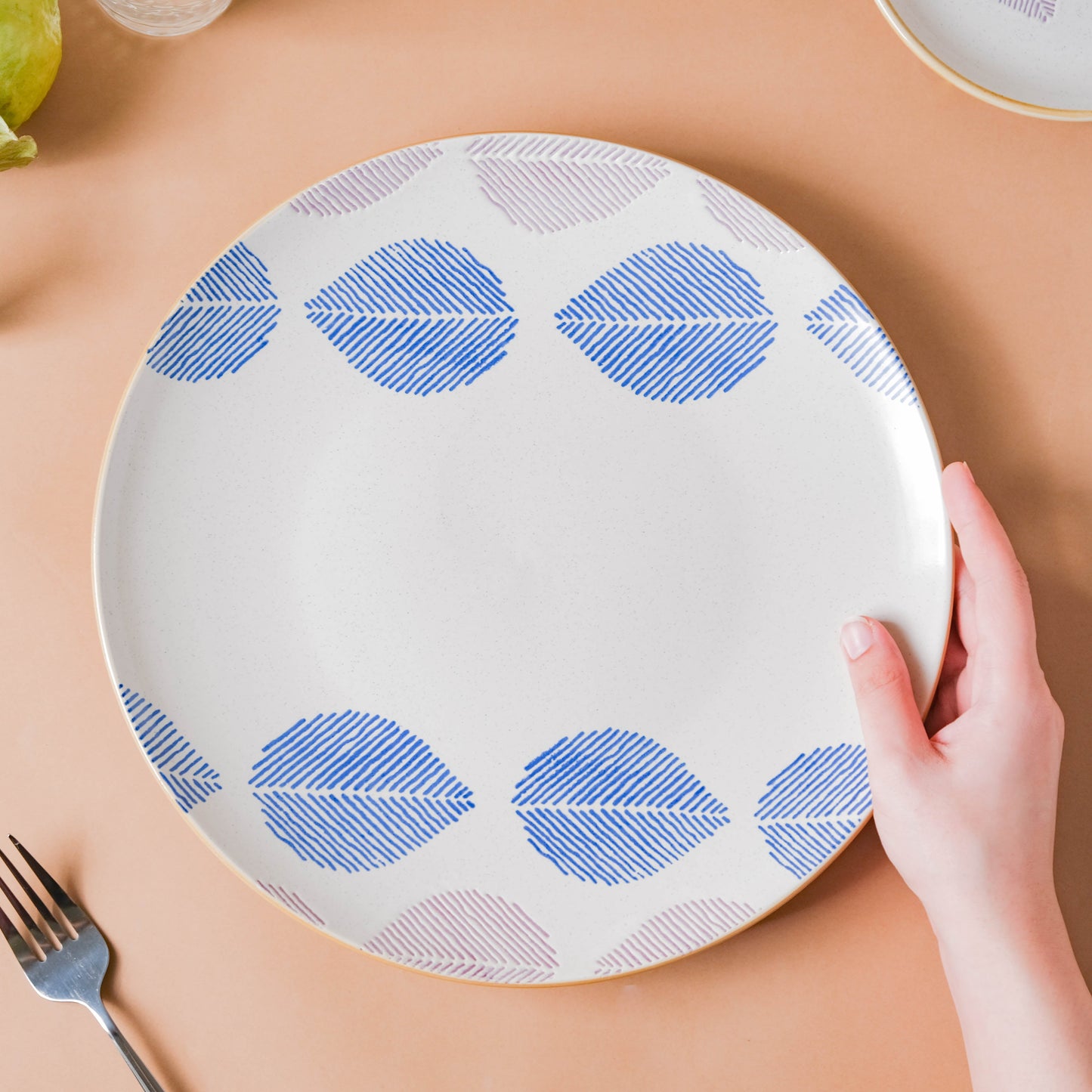 House of Eden Patterned Leaf Dinner Plate 11 Inch
