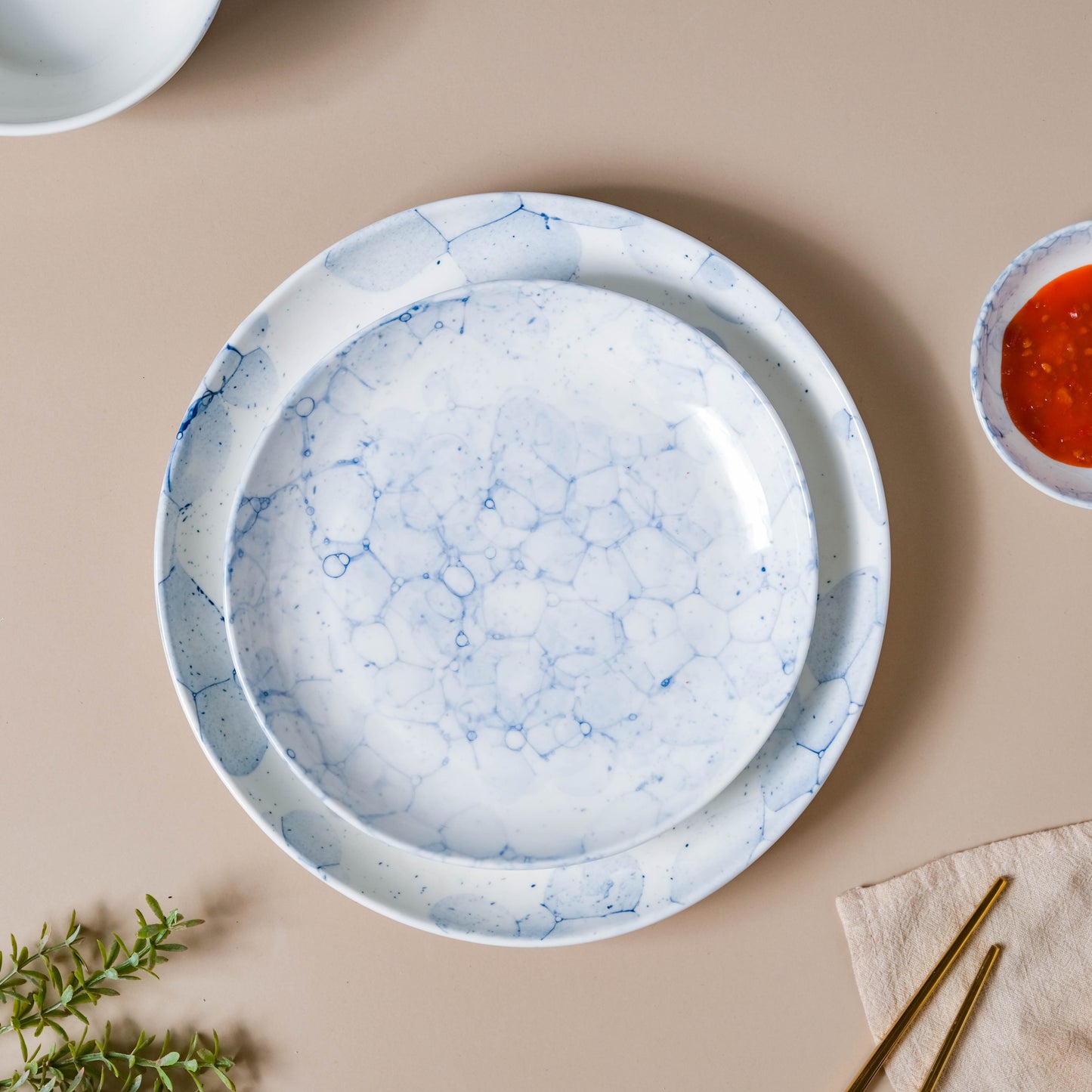 Amusant 35 Piece Dinner Set For 6