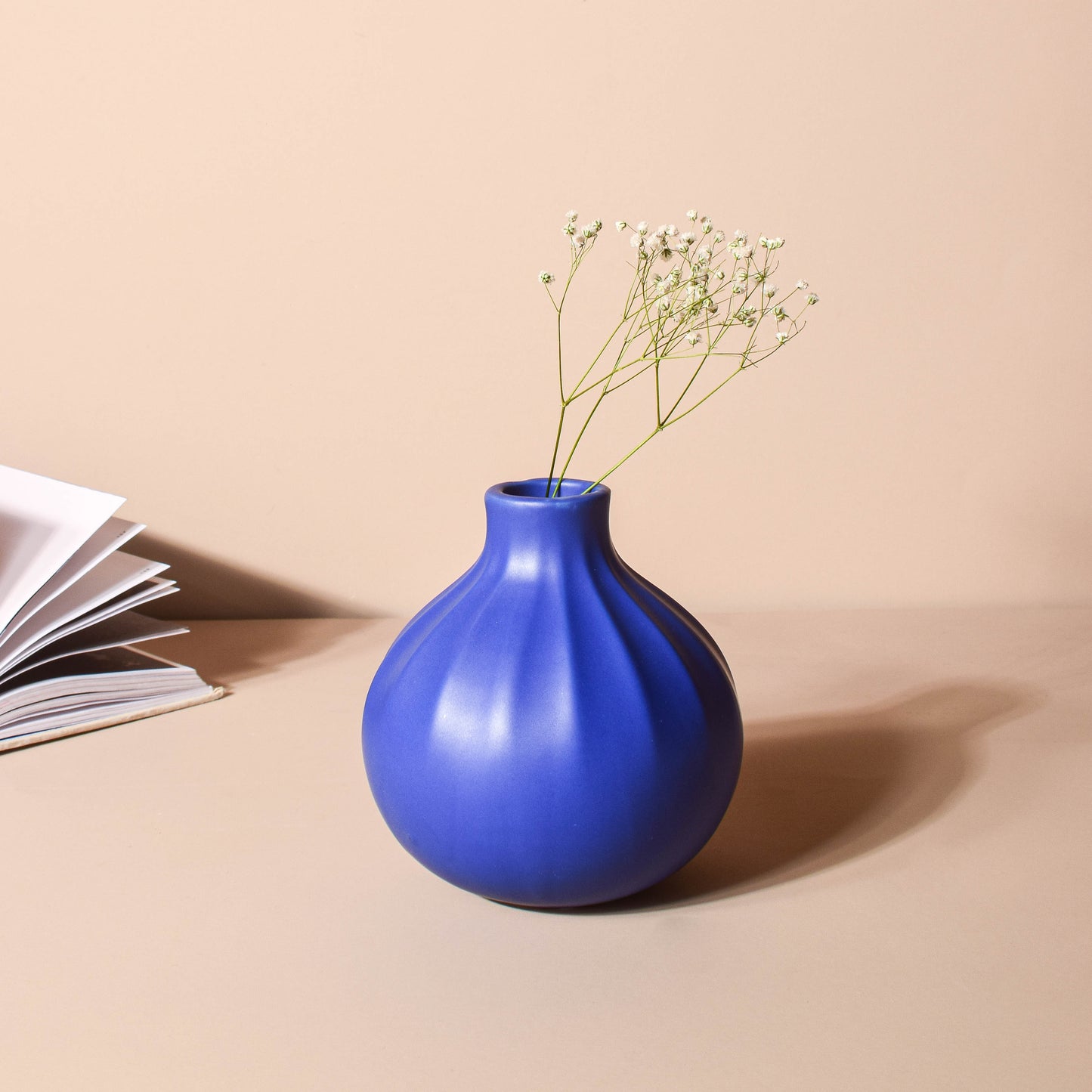 Ribbed Contemporary Vase