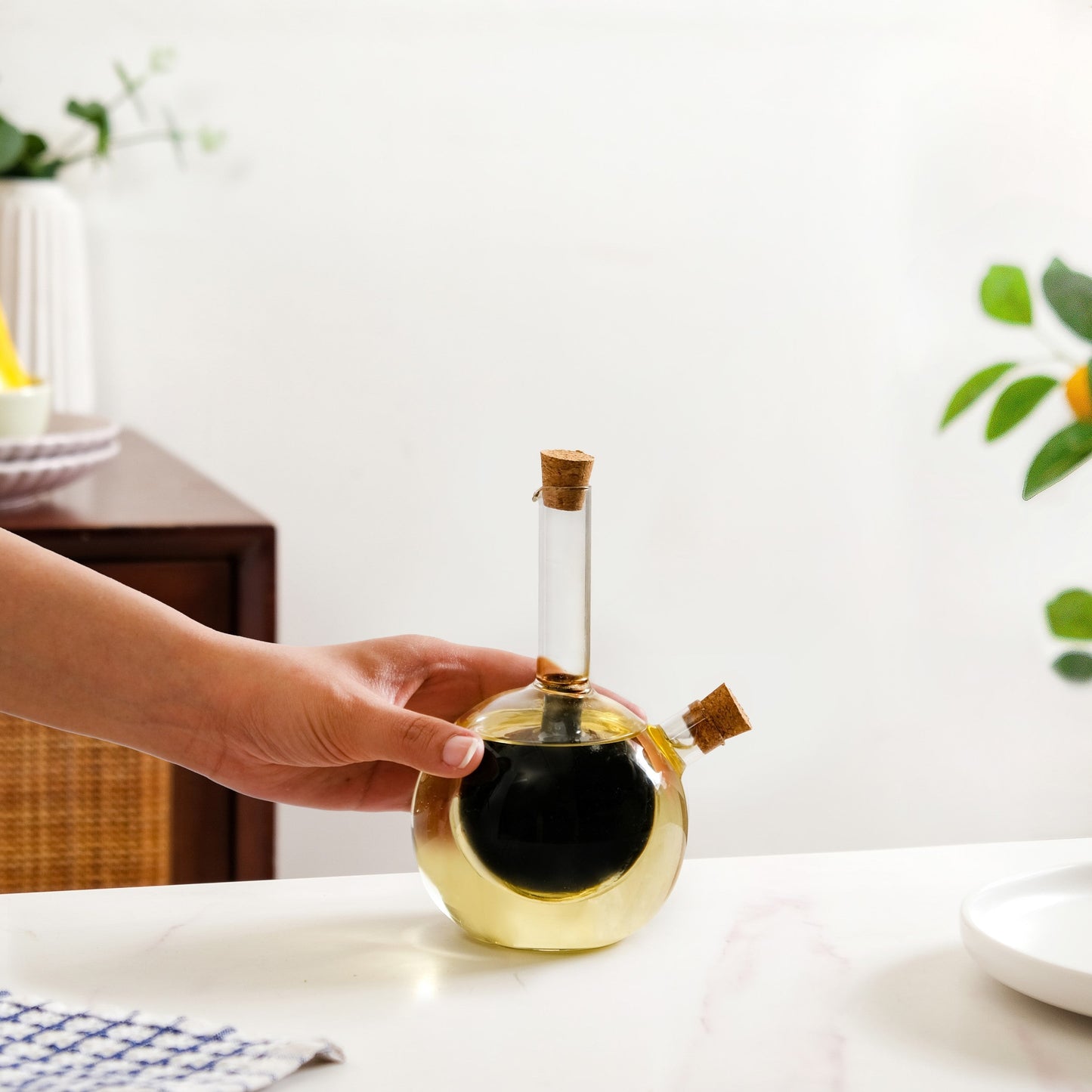 2 in 1 Oil And Balsamic Vinegar Cruet Bottle