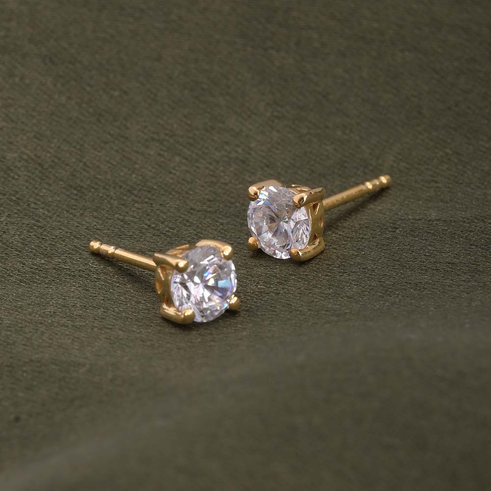 Round Brilliant Cut Diamond Stud Earrings