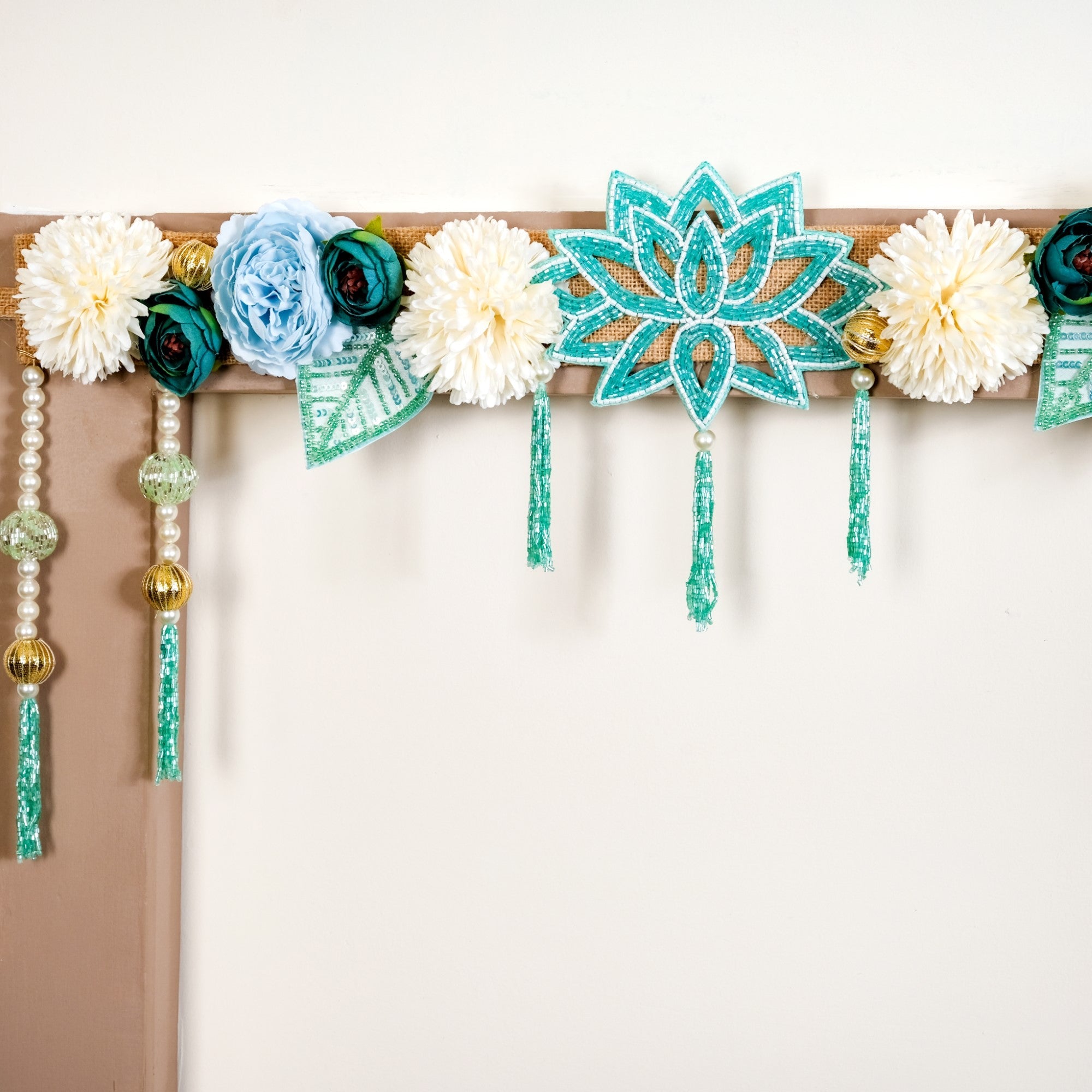 Elegant Floral Toran Decorative For Doors Blue White